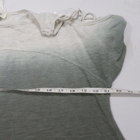 Umgee Ombre Cold Shoulder Tunic
New - Picture 8 of 9